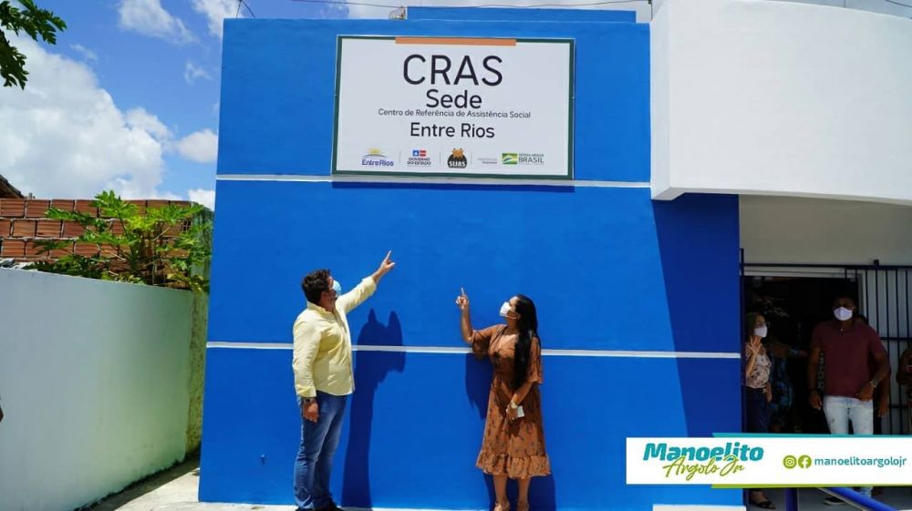Na foto Prefeito Júnior Argôlo e Secretária de Assistência Social Acacia Vieira