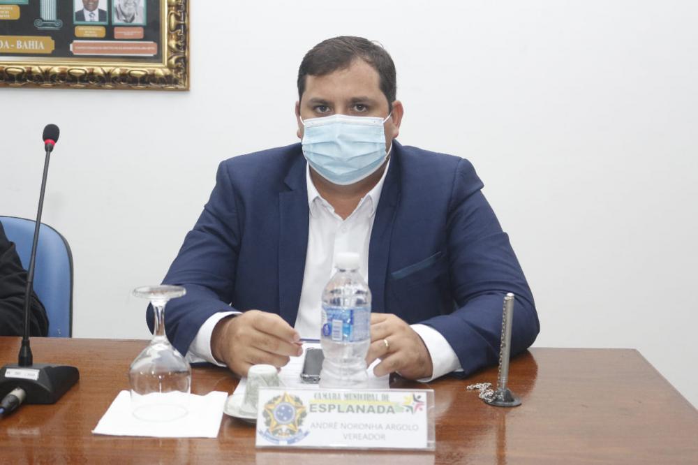 Vídeo: Vereador André de Dongo cobra iluminação pública em Esplanada