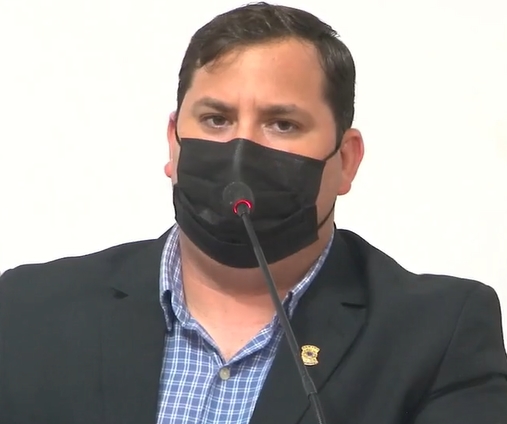 Vereador André de Dongo cobra médico 24h no posto de Saúde do São José
