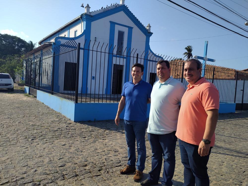Em Esplanada Ministro da Cidadania promete esforça-se para construção de Praça do Timbó e parque de exposições de Esplanada