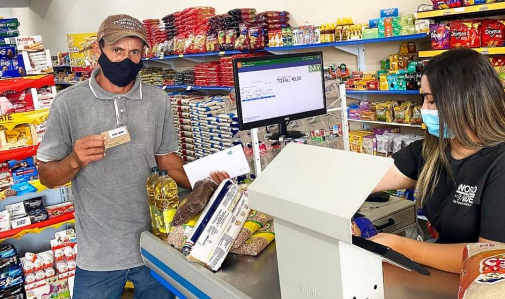 Bolsa Presença terá investimento de R$ 469 milhões e mais de 421 mil famílias serão beneficiadas