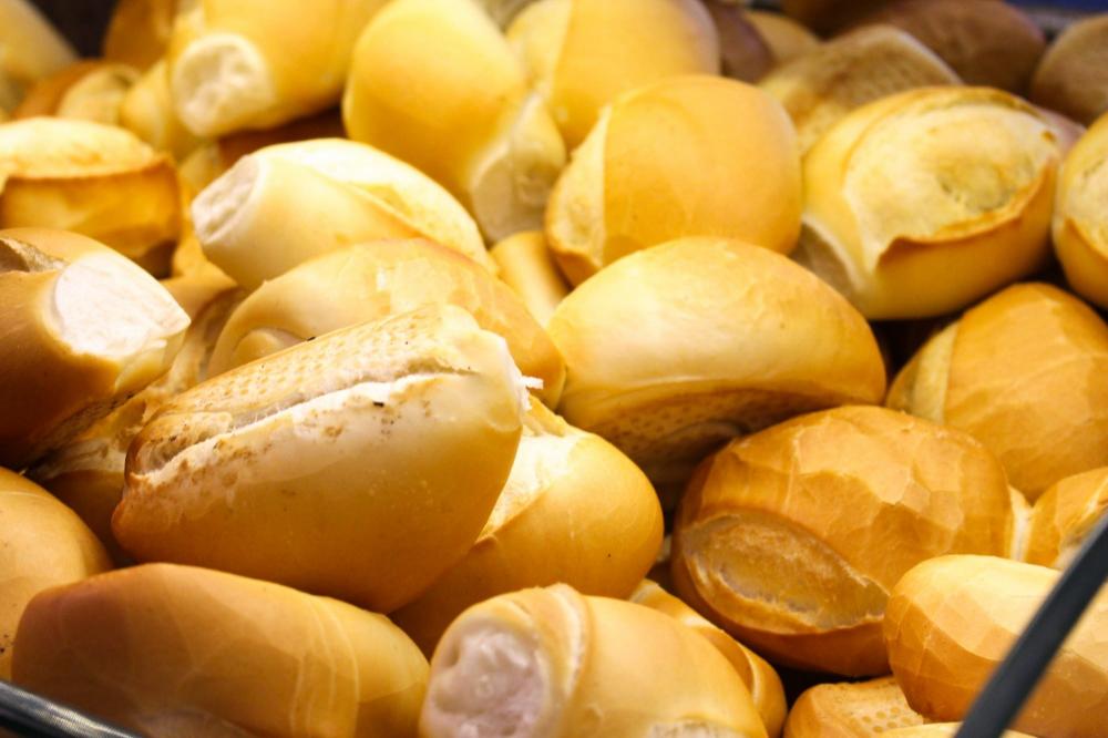 Pão aumenta de preço e começa a custar R$ 0,50 centavos em Esplanada