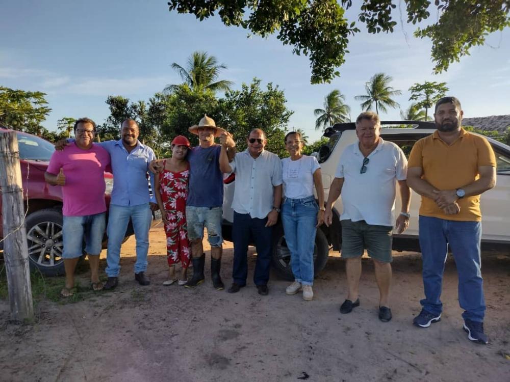 Ao lado do Vice-prefeito Tiago e da Primeira Dama Vanuza, Prefeito Nandinho realiza visitas na Região do São José