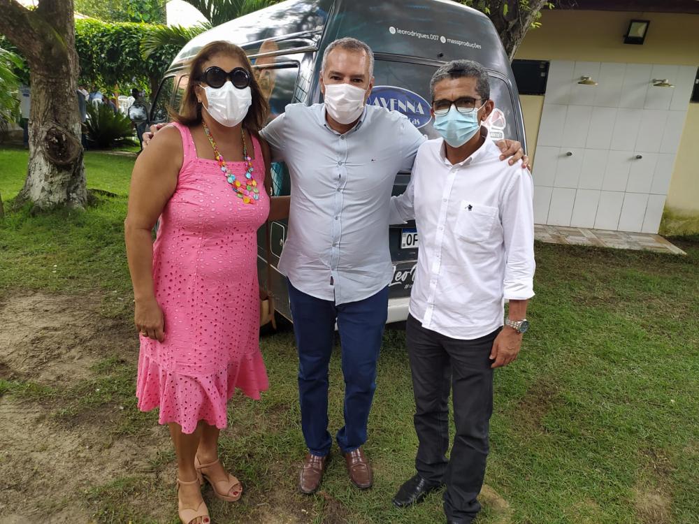 Djalma Brito é reconhecido como único representante de Esplanada em evento de ordem de serviço de Hospital Materno Infantil em Alagoinhas