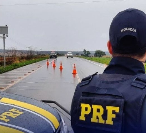 PRF inicia Operação Ano-novo 2022 nas estradas federais do país