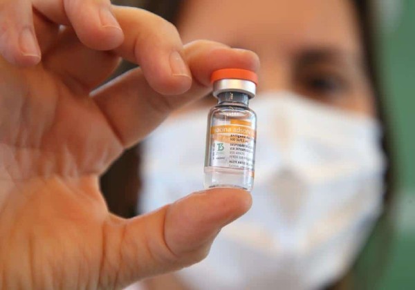 Butantan envia mais 900 mil doses para Ministério da Saúde distribuir entre estados