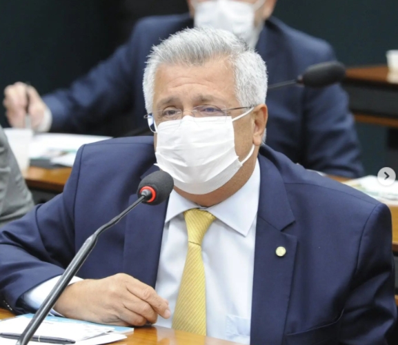 Deputado Federal esplanadense, Bacelar pagará multa de 50 mil e terá que devolver junto o ex-prefeito de Salvador mais de 47 milhões; Entenda