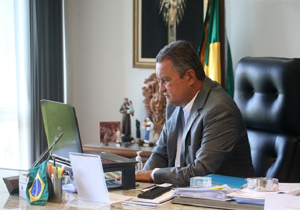 Rui projeta ano difícil para a economia baiana, mas afirma que o Estado está preparado