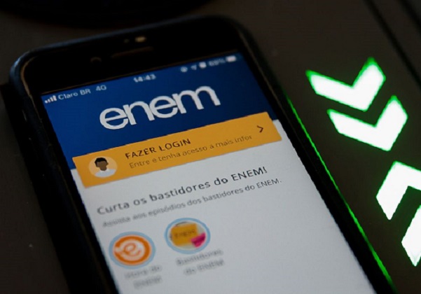 Governo abre prazo para pedir isenção de taxa no Enem 2022