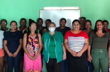 Secretaria de Assistência Social dá início ao curso Derivados da Mandioca em Esplanada