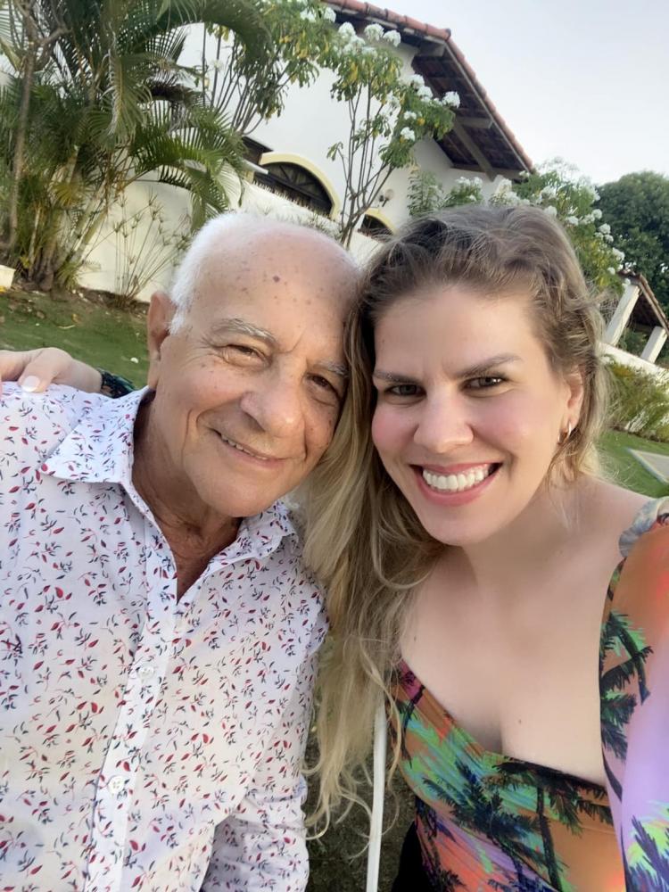 Prefeito de Esplanada Nandinho da Serraria exonera esposa do ex-prefeito Dr Fernado Grisi da Secretaria de Saúde de Esplanada