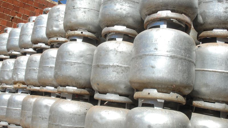 Gás de cozinha fica mais caro em Esplanada a partir desta quarta-feira (1º)