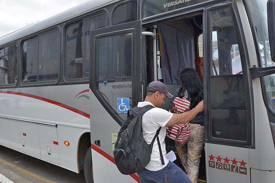Cadastro para alunos novatos do transporte universitário vai até dia 10 de Fevereiro em Esplanada
