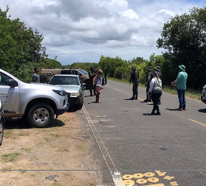 Prefeitura de Esplanada realiza operação de combate à captura ilegal do caranguejo-uça na comunidade de Baixio