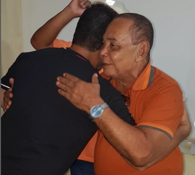José Aldemir vence enquete contra Prefeito Nandinho da Serraria em uma competição para o comando da Prefeitura de Esplanada; Entenda
