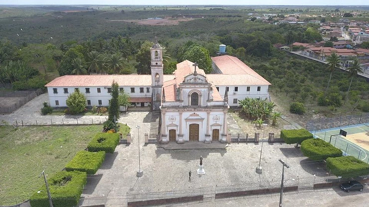 Conhecendo o Patrimônio Histórico ao longo da BR 101: Convento Franciscano em Esplanada/BA