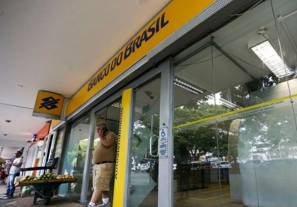 Mesmo com cancelamento do ponto facultativo, bancos estarão fechados no Carnaval