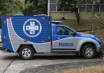 Homem é morto com tiro de espingarda após atacar esposa a facadas no interior da Bahia
