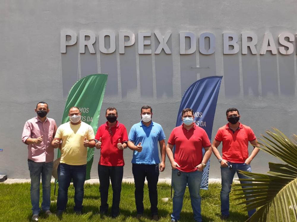 Vereadores visitam fábrica Propex para conhecer e saber do que a empresa precisa do município para gerar mais empregos