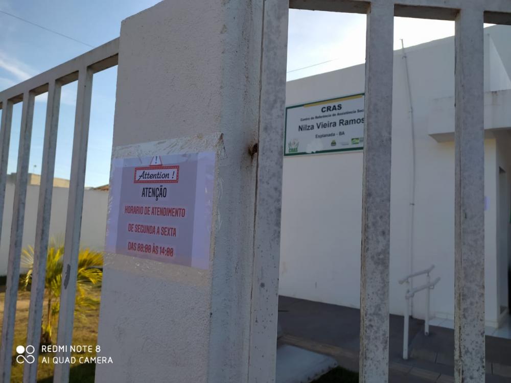 CRAS reduz horário de funcionamento e revolta usuários em Esplanada