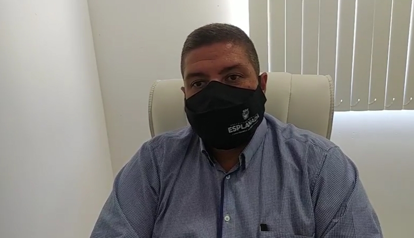Secretário de Educação de Esplanada Professor Eliezer fala sobre distribuição de Kits da merenda escolar