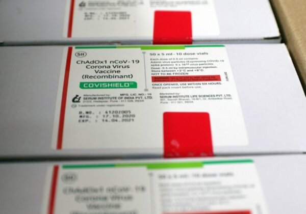 Voo com 129.500 doses de vacina contra o coronavírus chega à Bahia