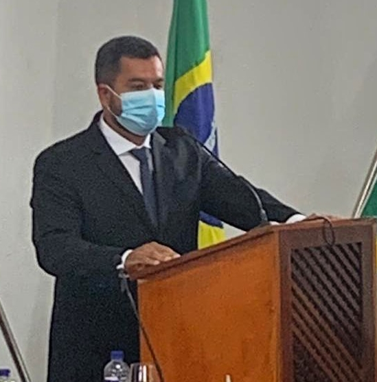 Vereador Fafau de Flavinho cobra construção de uma praça no povoado de Malhada