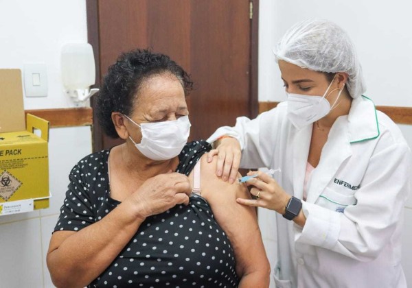 Mais de 1 milhão de pessoas na Bahia são vacinadas contra o coronavírus