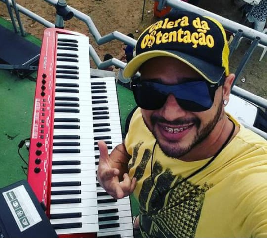 Presidente da Associação de músicos comemora reunião com Prefeito de Esplanada