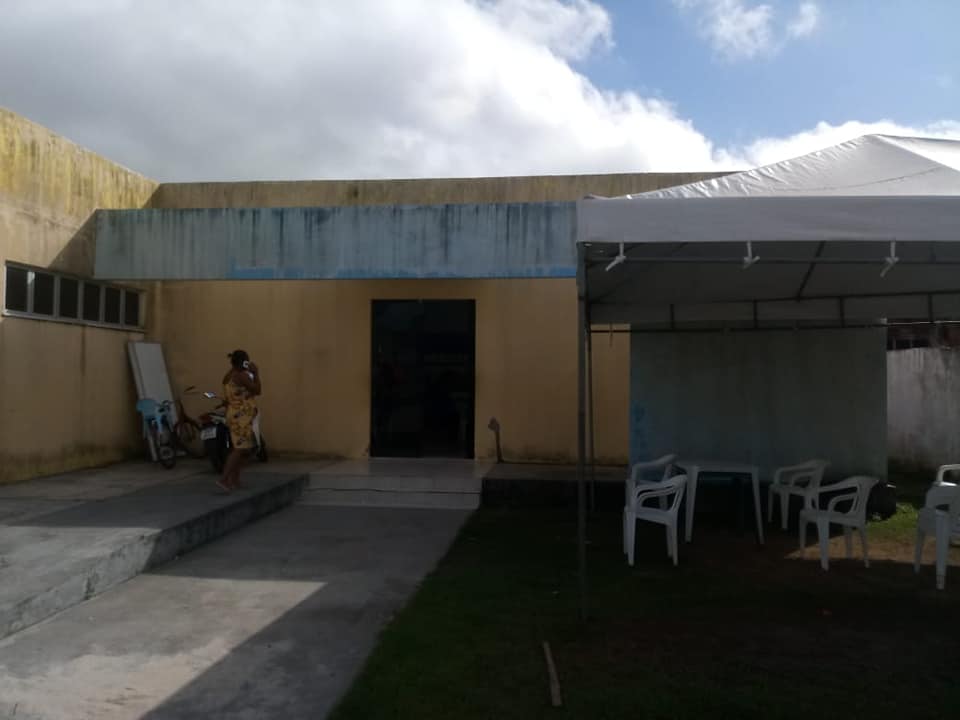 Moradora reclama de falta de álcool gel em Posto do Timbó