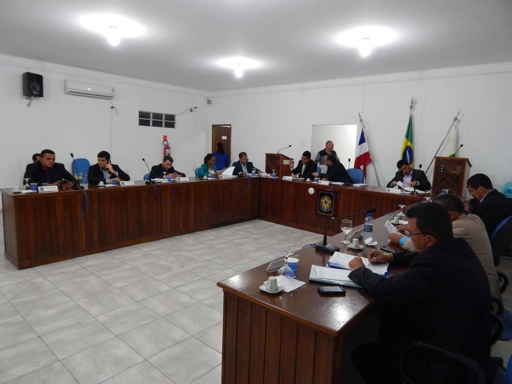 Câmara de Esplanada suspende sessões e atendimento ao público após funcionários testarem positivo para a Covid-19